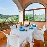 6 Bedroom Awesome In Ferienhaus Estepona