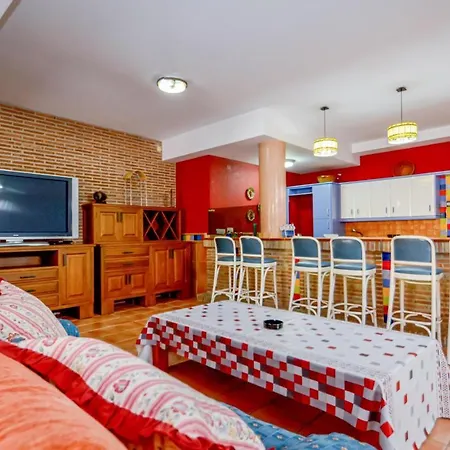 In With Kitchen בית נופש אסטפונה