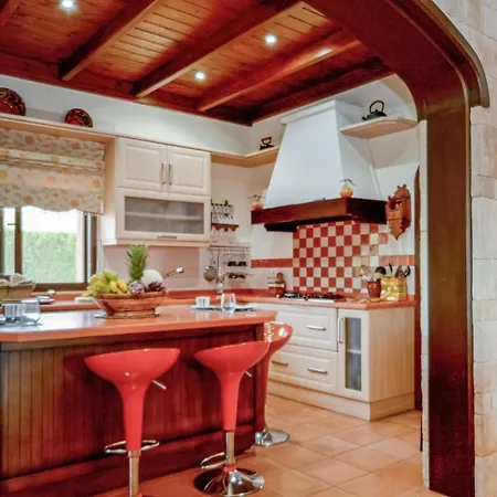In With Kitchen