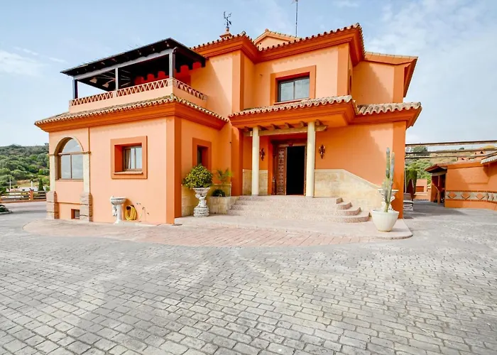 6 Bedroom Awesome In * Estepona