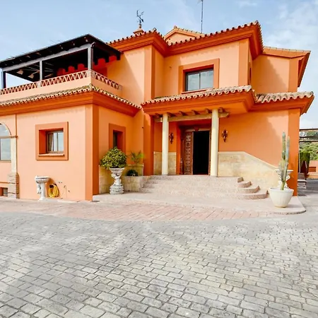 6 Bedroom Awesome In * Estepona