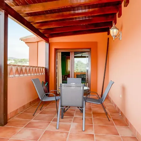 6 Bedroom Awesome In