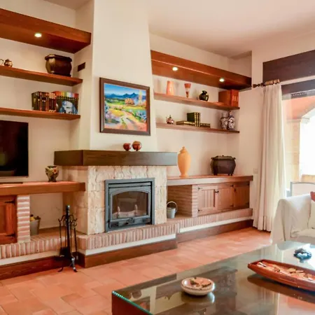 6 Bedroom Awesome In Holiday home Estepona