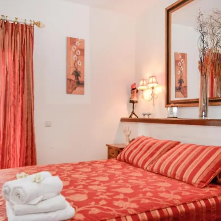 6 Bedroom Awesome In Casa vacanze