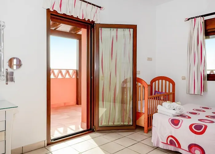 6 Bedroom Awesome In